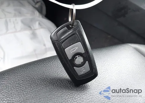 2015 BMW 320I xDrive from USA, damaged, VIN WBA3C3G53FNT53395